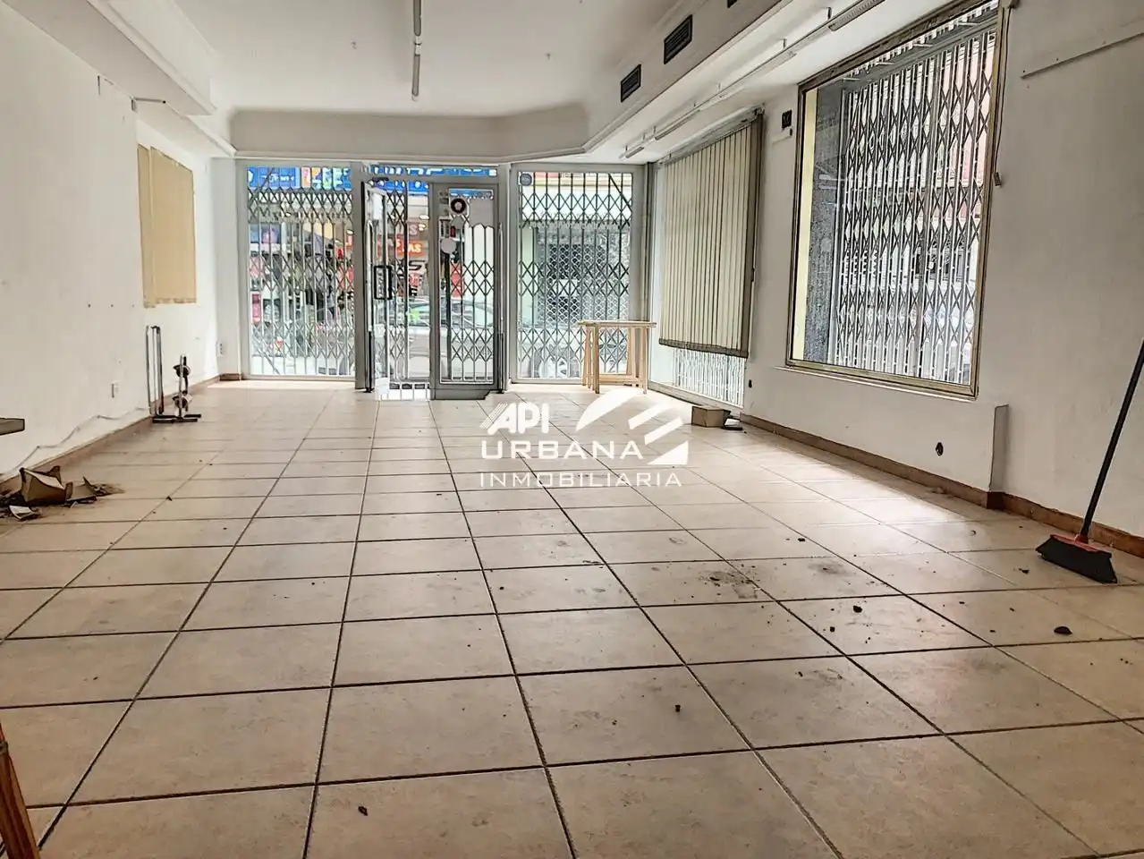 Gewerbefläche zur Miete in Calle el Agua, imagen 2