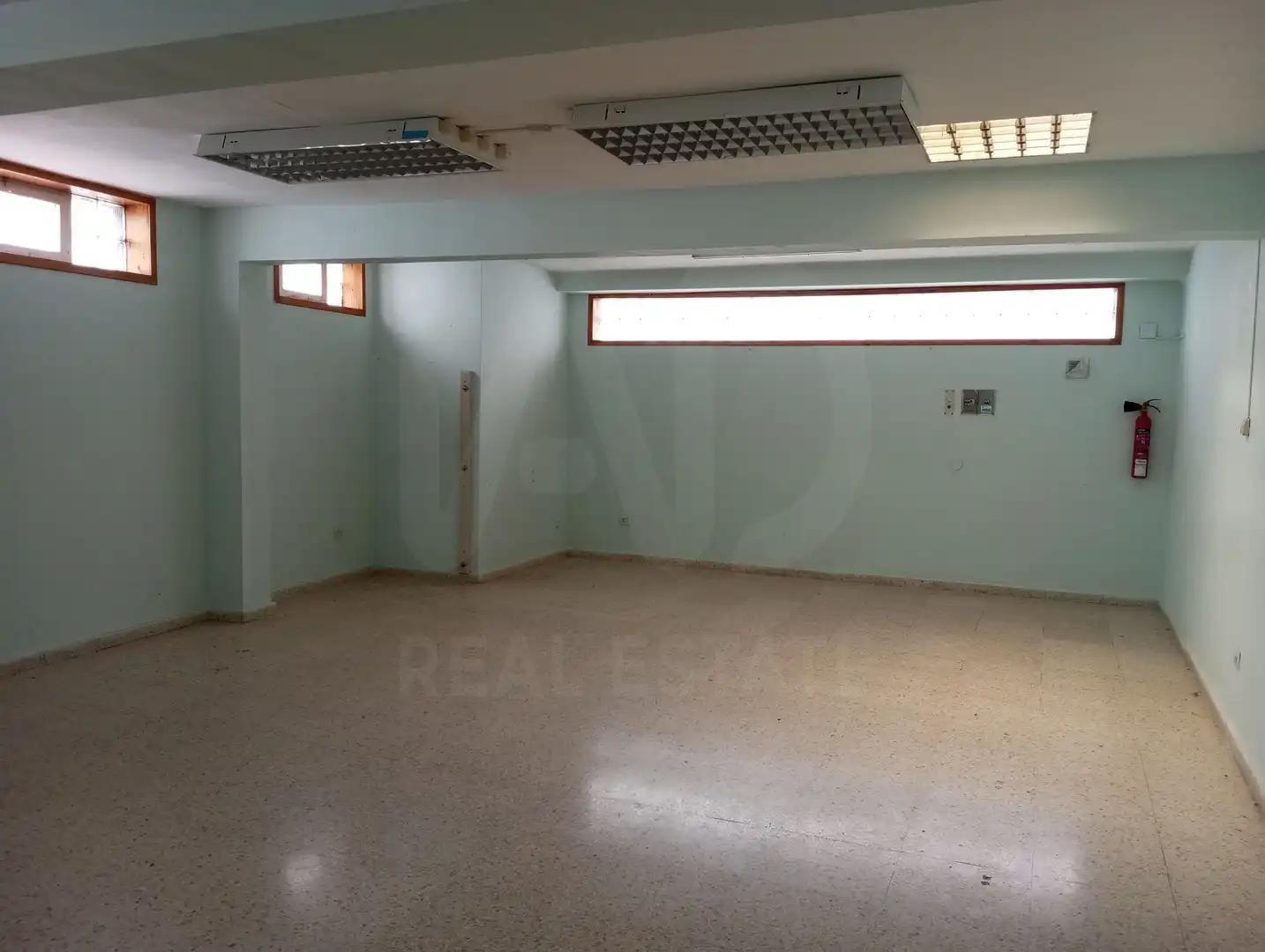Local comercial en venda a Avenida Regimiento de Galicia 15 15, imagen 2