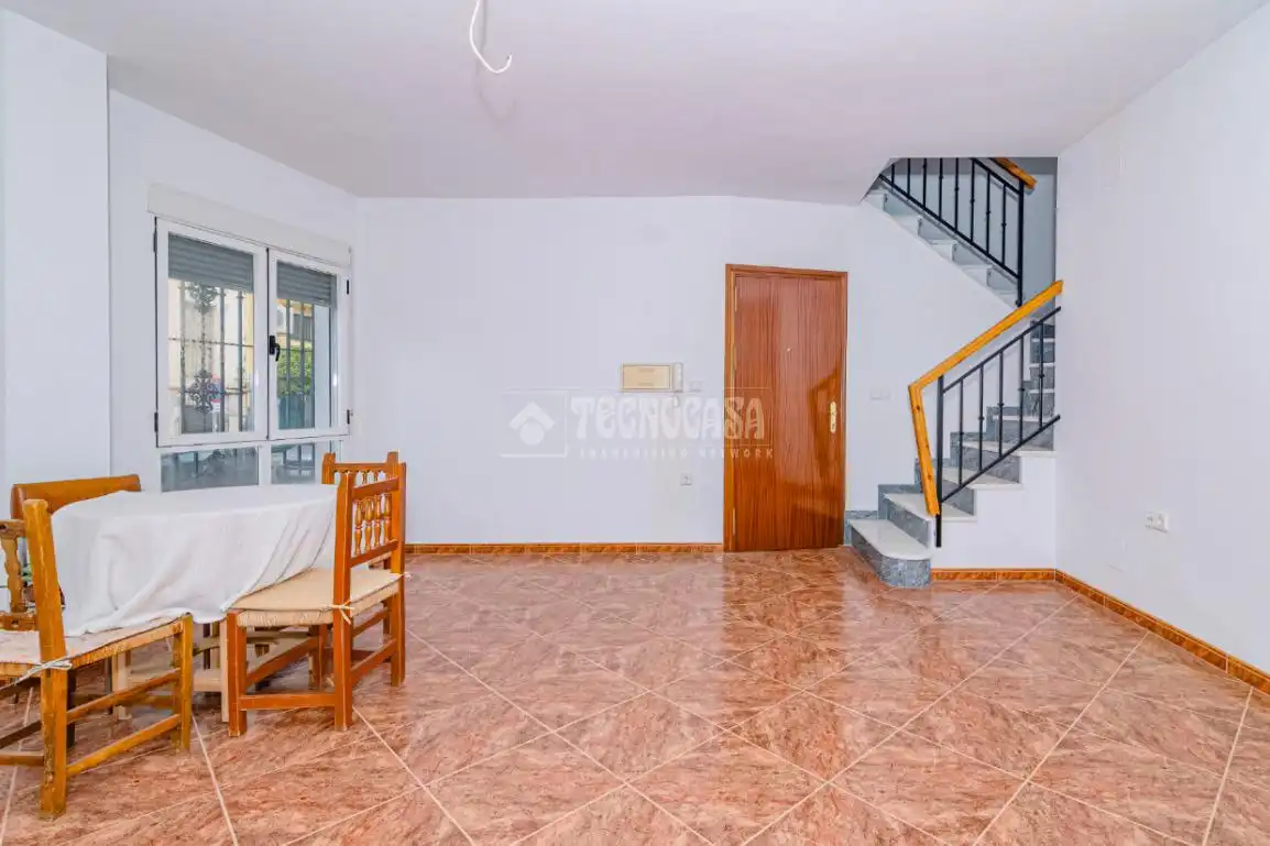 Casa adosada en venda en Loja