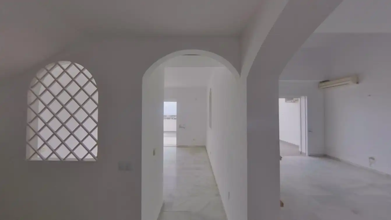 Casa adosada en venda en Estepona amb Aire condicionat i Piscina