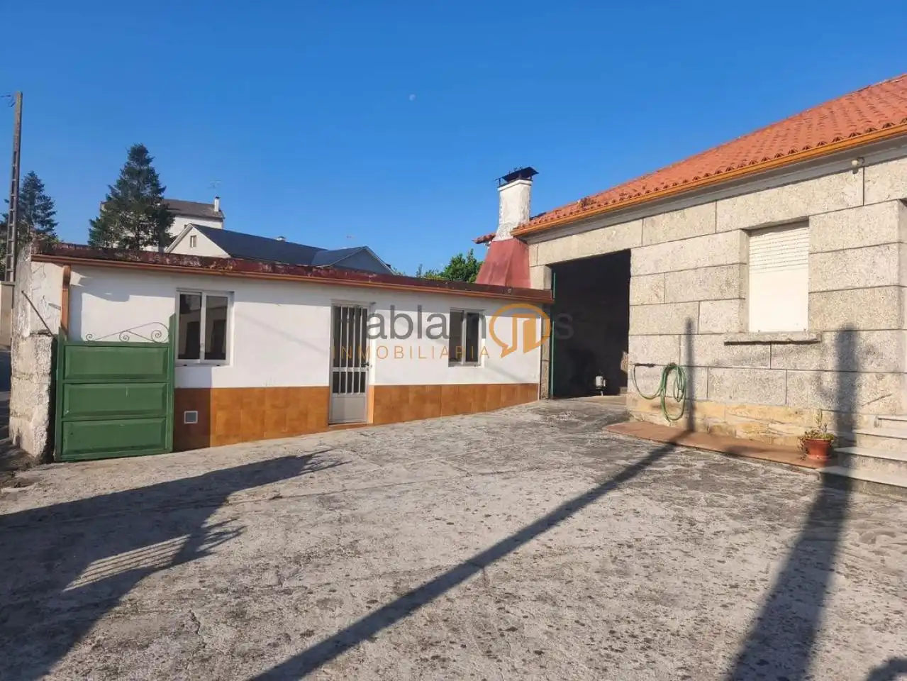 Exterior view of Country homes for sale in Vilanova de Arousa  with Heating, Private garden and Terrace