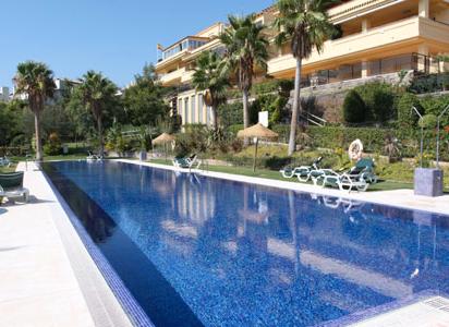 Piscina de Apartament de lloguer en Marbella amb Aire condicionat i Terrassa