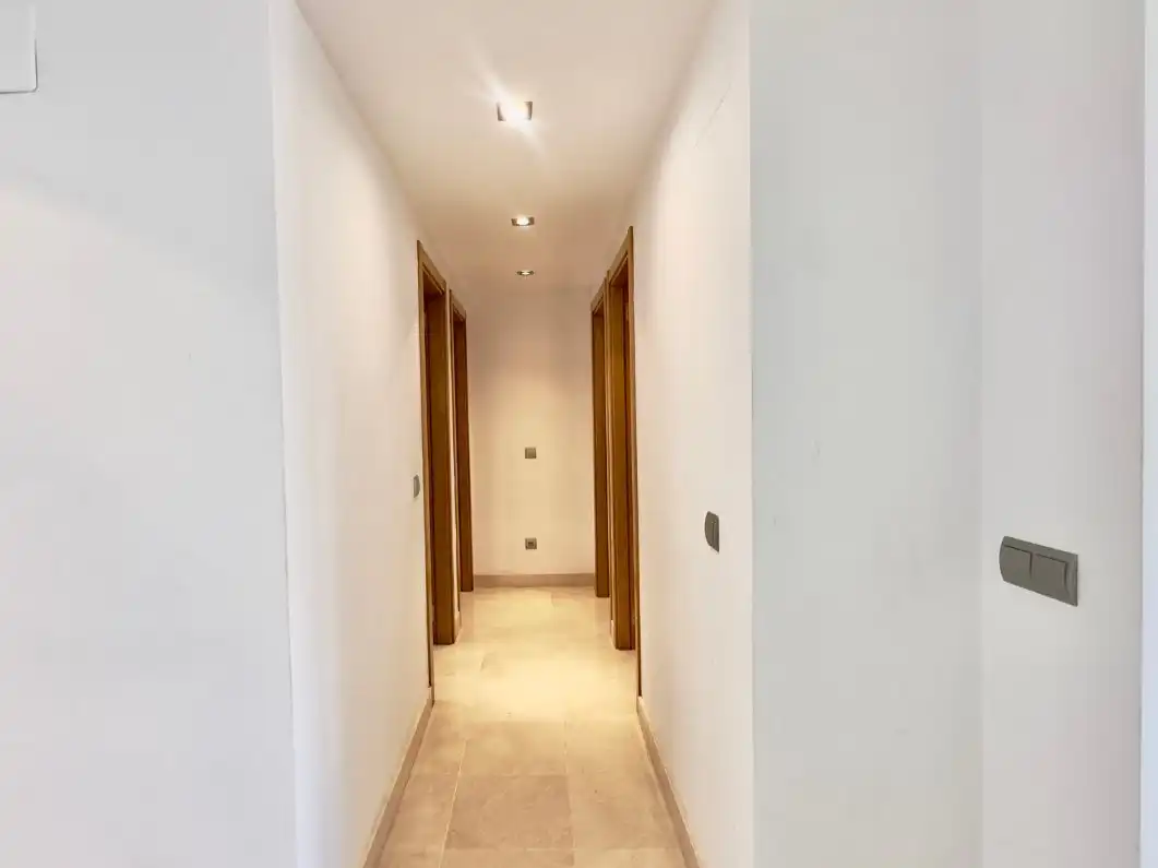 Piso en venta en Marbella con Aire acondicionado, Terraza y Piscina