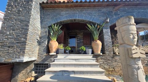PRECIOSO CHALET ESTILO RÚSTICO