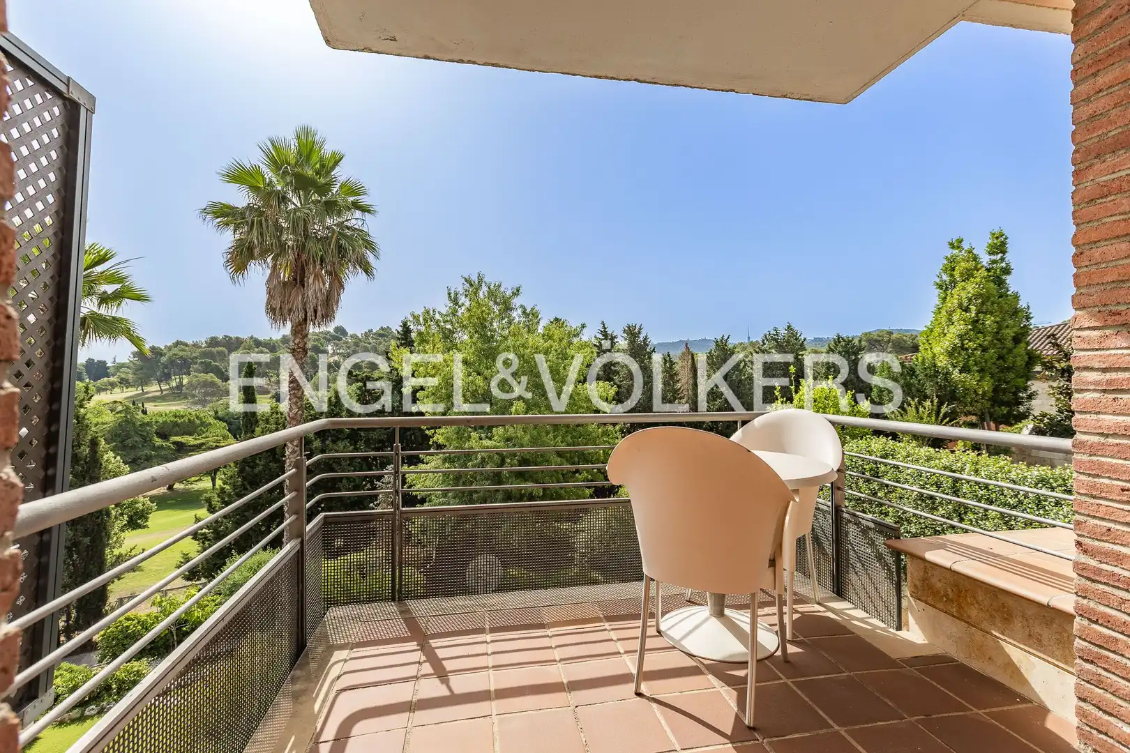 Terraza de Casa o chalet en venta en Sant Cugat del Vallès con Aire acondicionado, Calefacción y Jardín privado