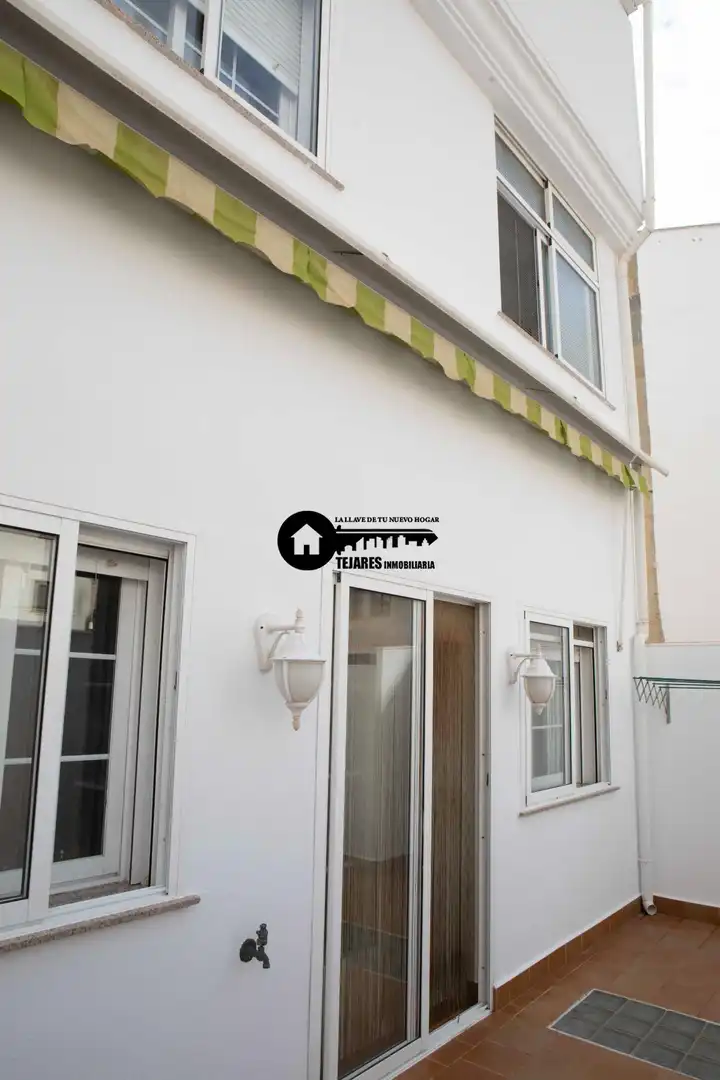 Exterior view of Buildings for sale in San Pablo