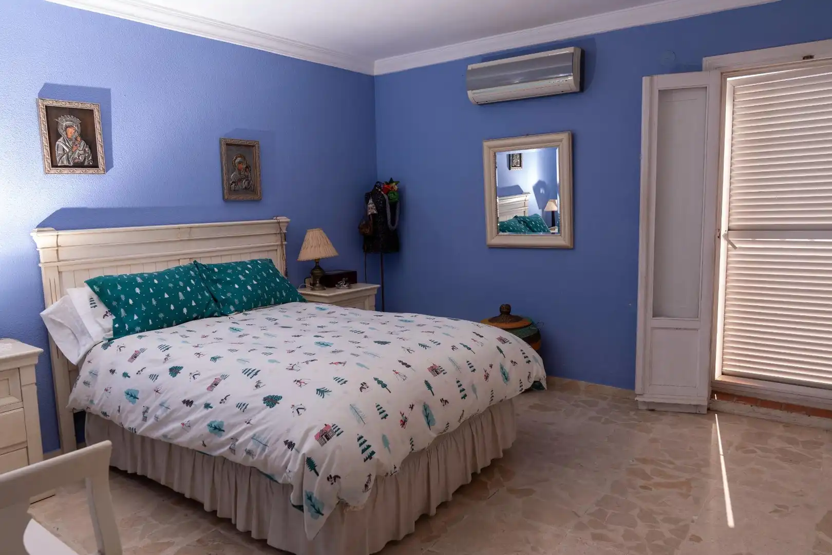 Habitación de Casa adosada en venta en Almonte con Terraza, Trastero y Balcón
