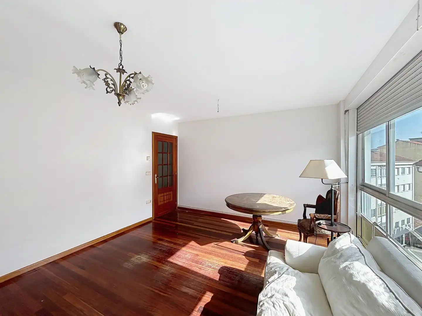Wohnzimmer von Wohnung zum Verkauf in Padrón