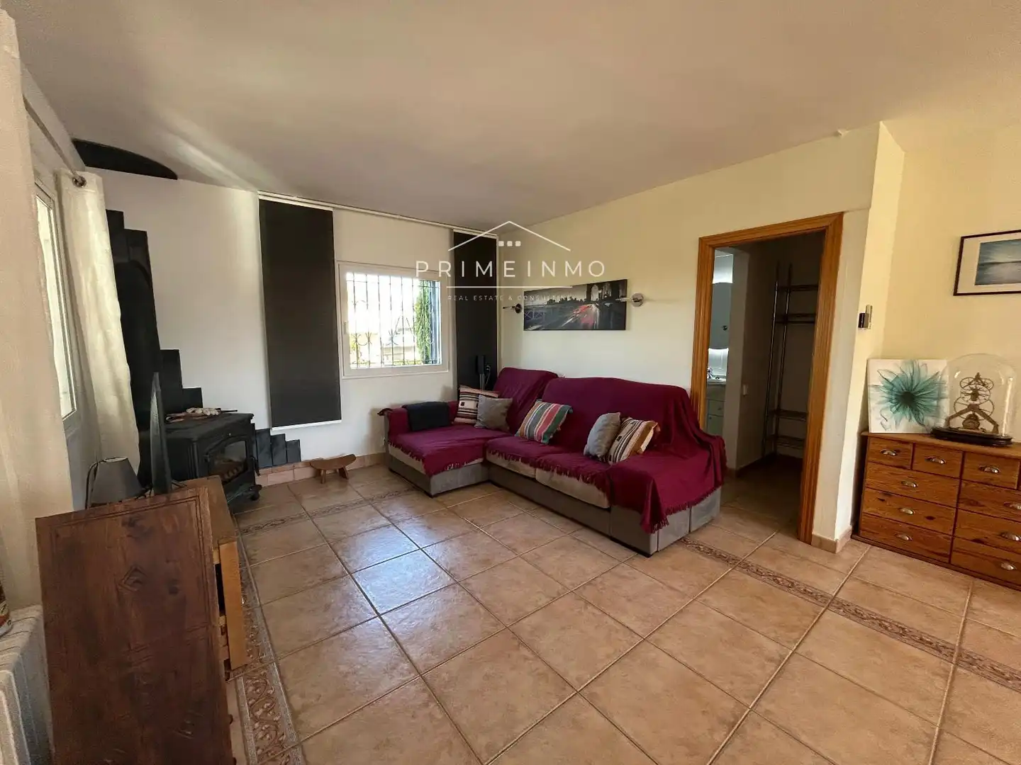 Sala d'estar de Finca rústica en venda en L'Ampolla amb Terrassa, Traster i Piscina