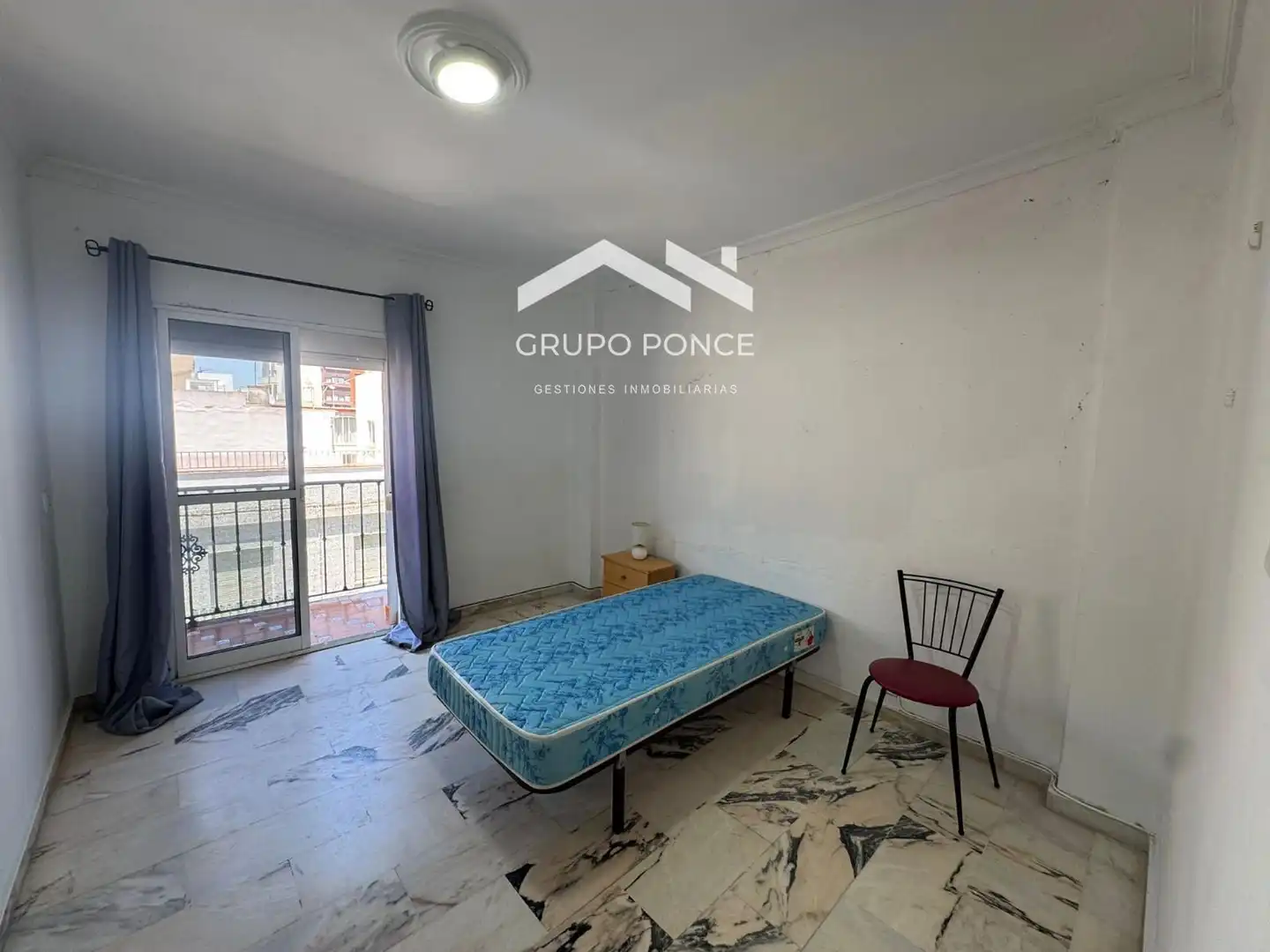 Bedroom of Flat for sale in Jerez de la Frontera  with Terrace and Storage room