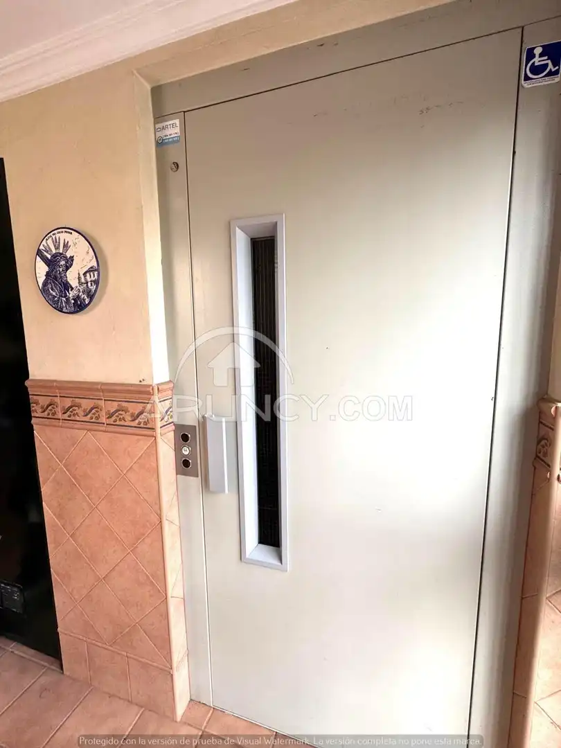 Casa adosada en venta en Alcalá de Guadaira con Aire acondicionado, Terraza y Trastero