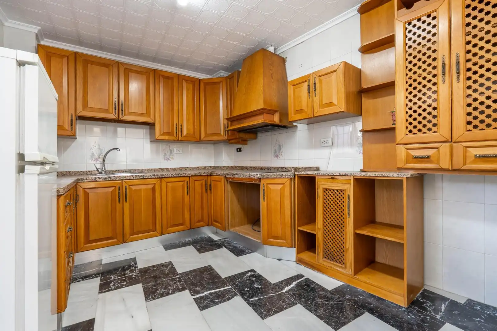 Cocina de Casa adosada en venta en Santa Fe con Aire acondicionado, Terraza y Trastero