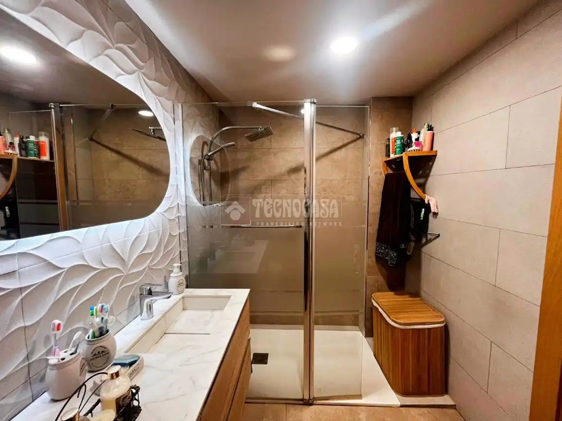 Baño de Casa adosada en venta en Sobradiel con Calefacción y Jardín privado