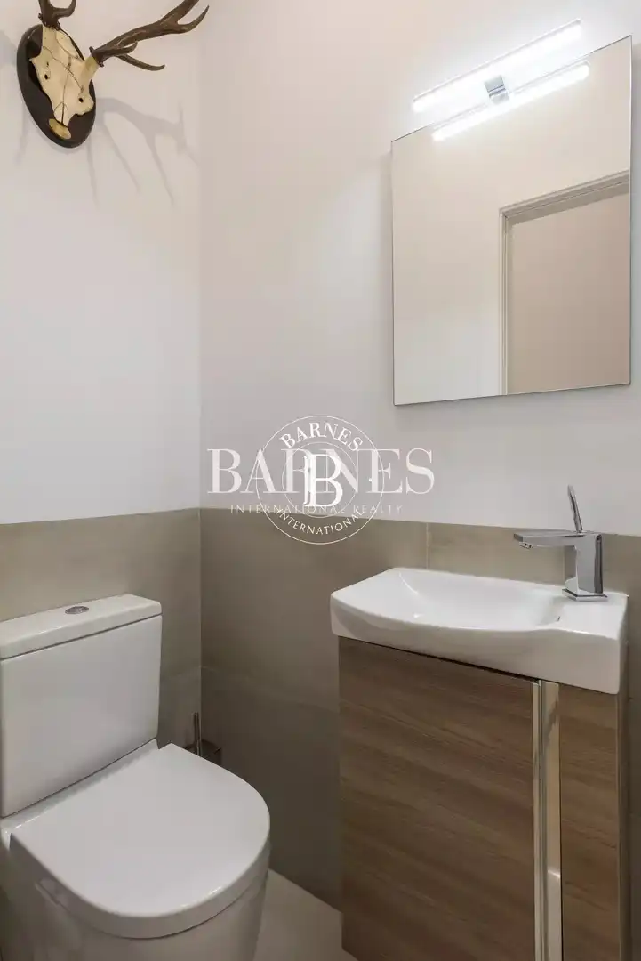 Badezimmer von Wohnung zur Miete in Madrid mit Klimaanlage, Heizung und Abstellraum