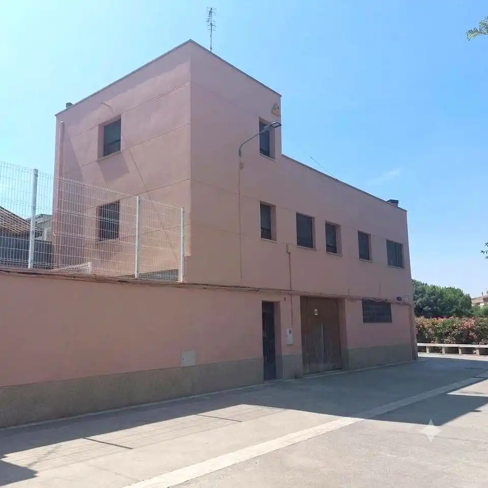 Vista exterior de Piso en venta en Vilafranca del Penedès con Aire acondicionado, Terraza y Trastero