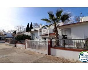 Exterior view of House or chalet for sale in Empuriabrava  with Air Conditioner, Heating and Terrace