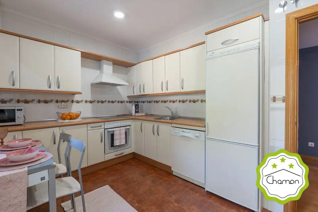 Küche von Einfamilien-Reihenhaus zum Verkauf in Barakaldo  mit Heizung, Privatgarten und Terrasse