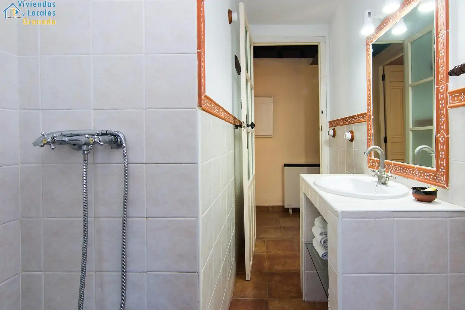 Baño de Casa o chalet en venta en Huétor Tájar con Calefacción, Jardín privado y Terraza