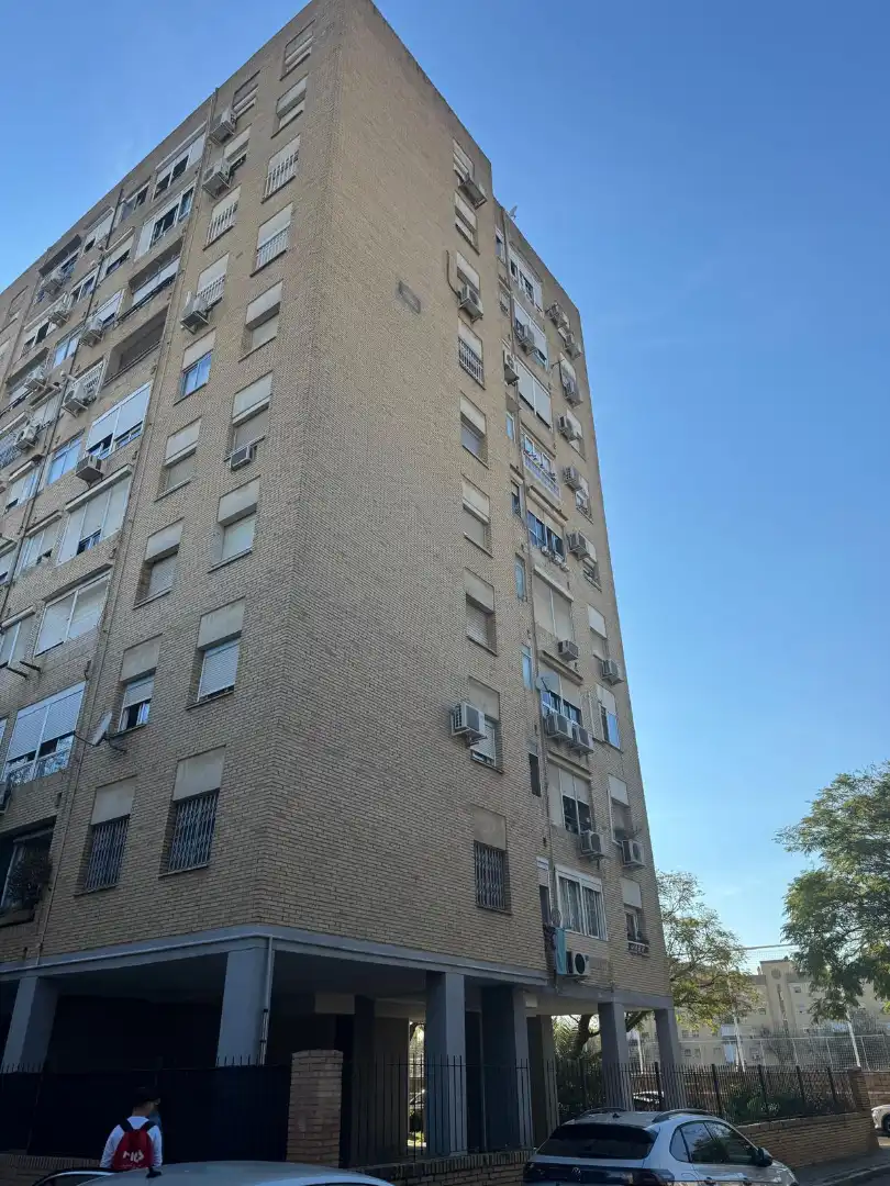 Exterior view of Flat for sale in Sevilla  with Air Conditioner and Furnished