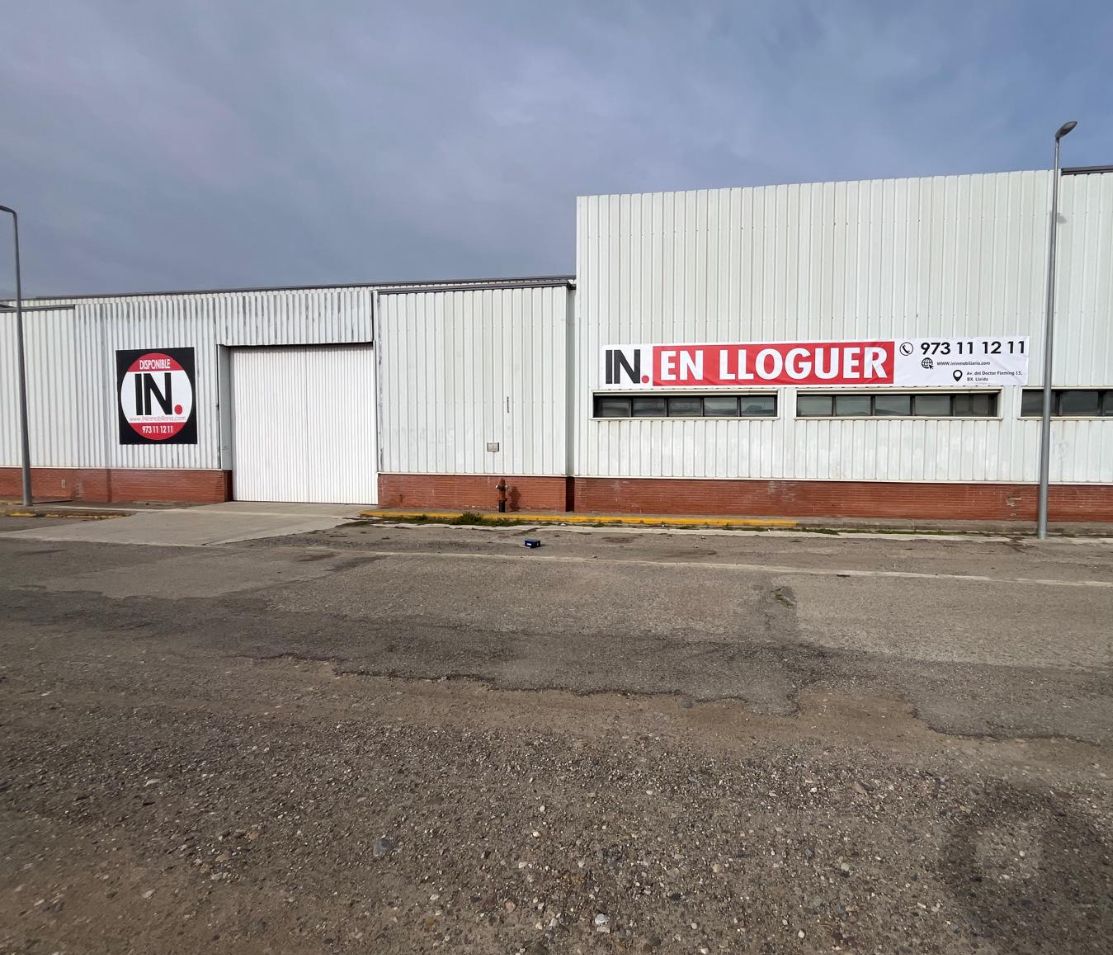 Exterior view of Industrial buildings to rent in Alcarràs