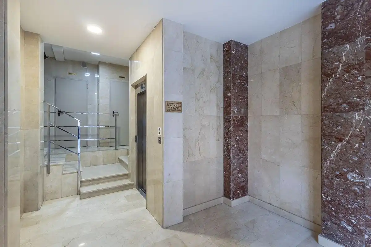 Flat with terrace for sale in Avenida CADIZ, imagen 18