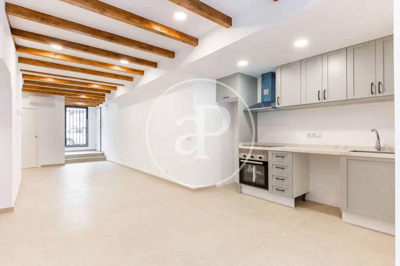 Küche von Loft zum Verkauf in Valencia mit Klimaanlage, Heizung und Terrasse