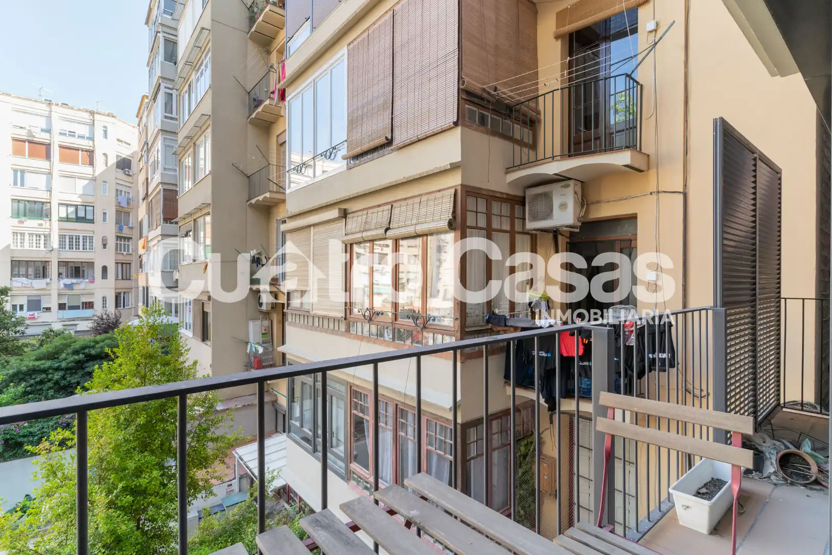 Terrassa de Pis en venda en Barcelona amb Aire condicionat