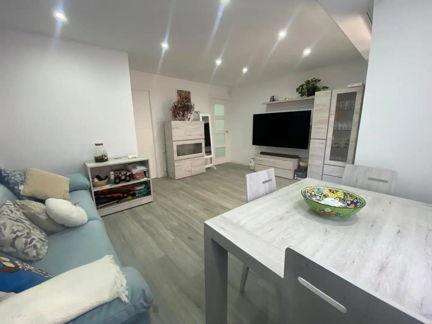 Sala d'estar de Pis en venda en Badalona amb Aire condicionat, Terrassa i Balcó