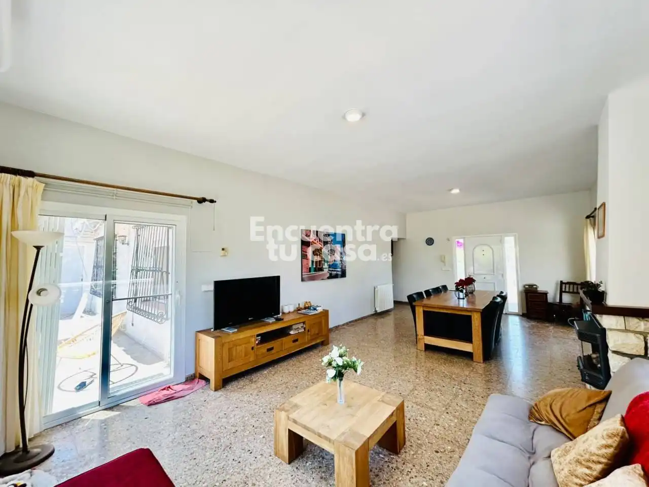 Sala d'estar de Casa o xalet en venda en L'Alfàs del Pi amb Aire condicionat, Calefacció i Jardí privat