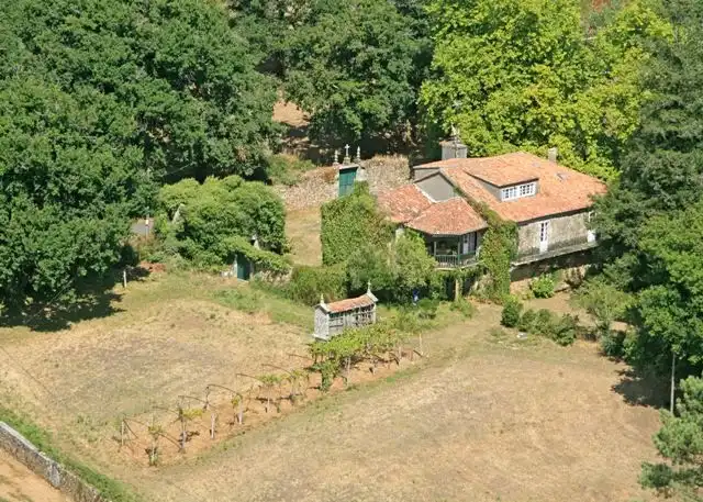 Casa con jardín en venta en capela de Santa Marta, imagen 3