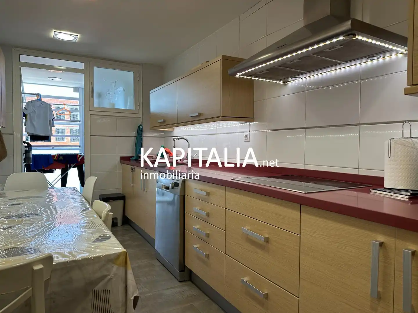 Kitchen of Flat for sale in Xàtiva  with Air Conditioner, Heating and Parquet flooring