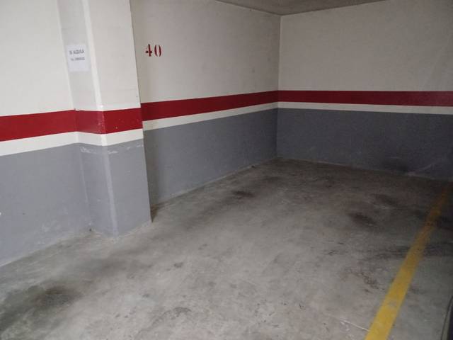 Garaje en Alquiler en Calle Burgo de Osma, 54 en Santo Domingo - La Estación