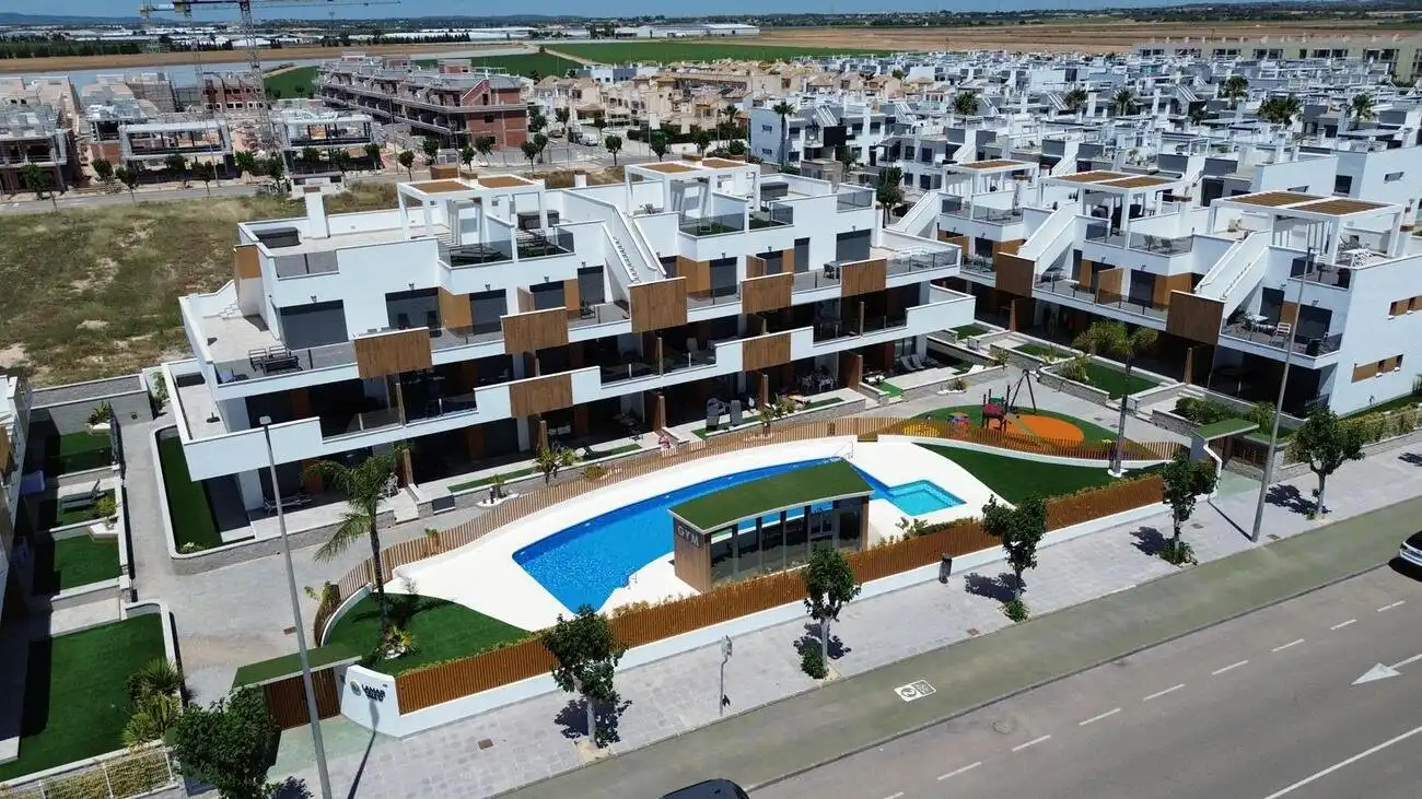 Apartamento con piscina en venta en N/A, imagen 2