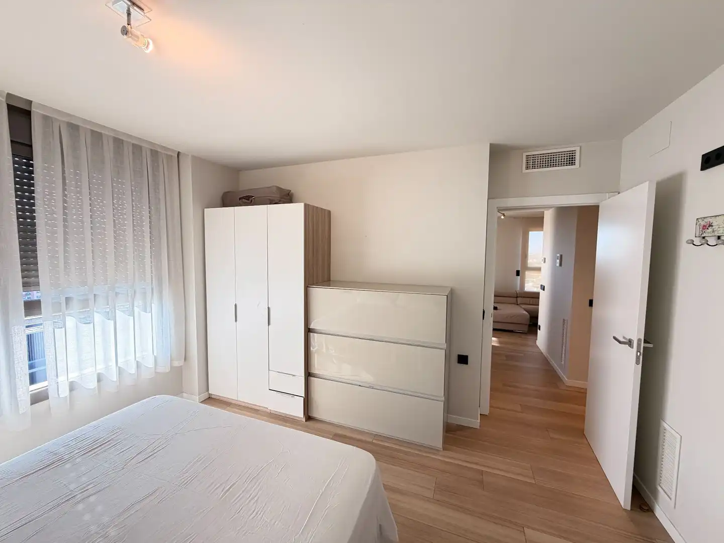 Schlafzimmer von Wohnung zum Verkauf in Tortosa mit Klimaanlage, Heizung und Privatgarten