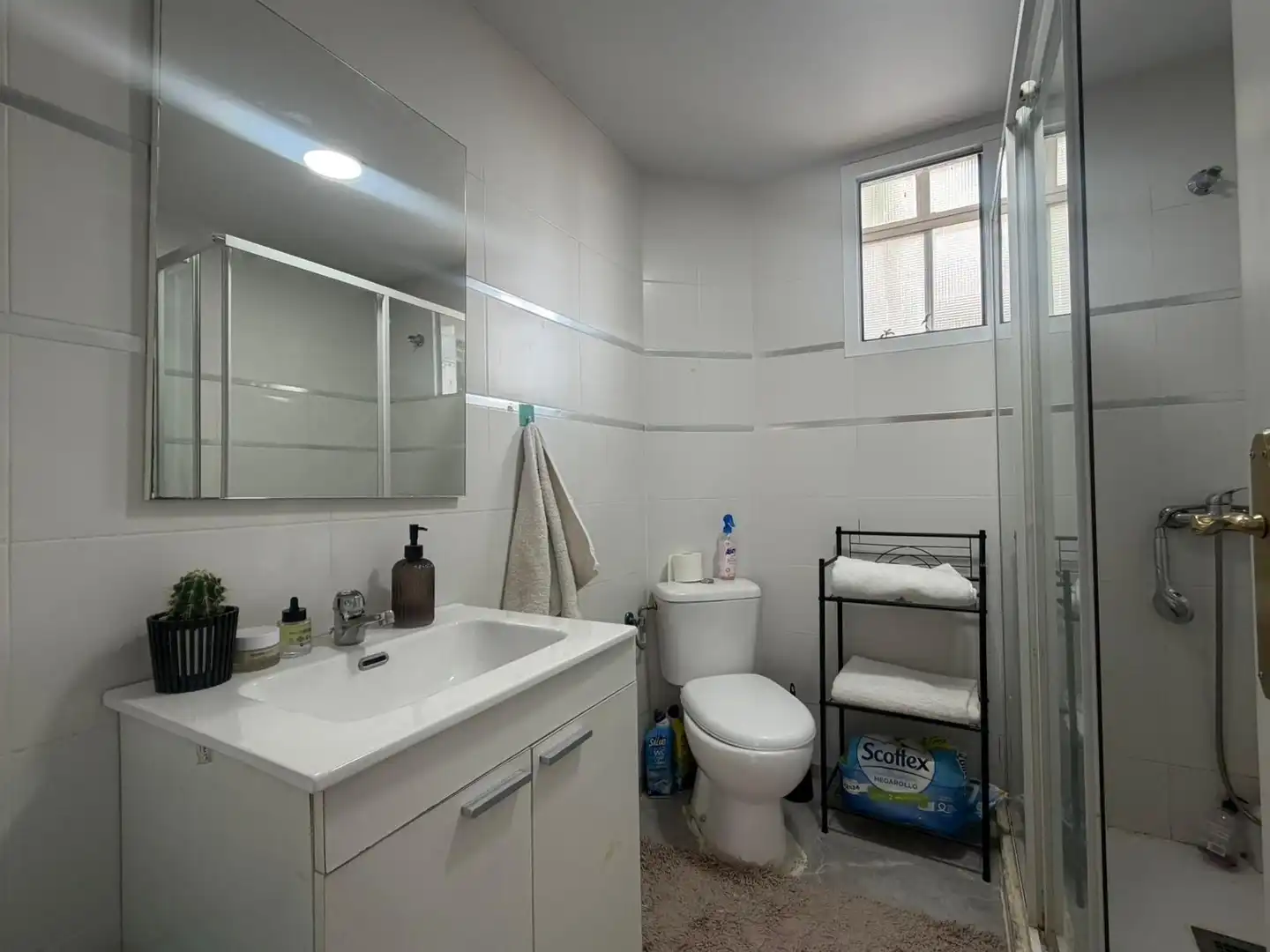 Baño de Piso en venta en Almoradí con Balcón