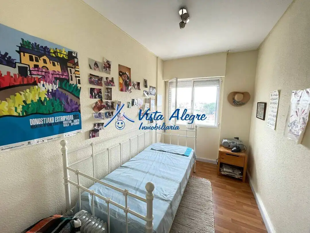 Habitación de Piso de alquiler en Haro con Jardín privado, Terraza y Piscina
