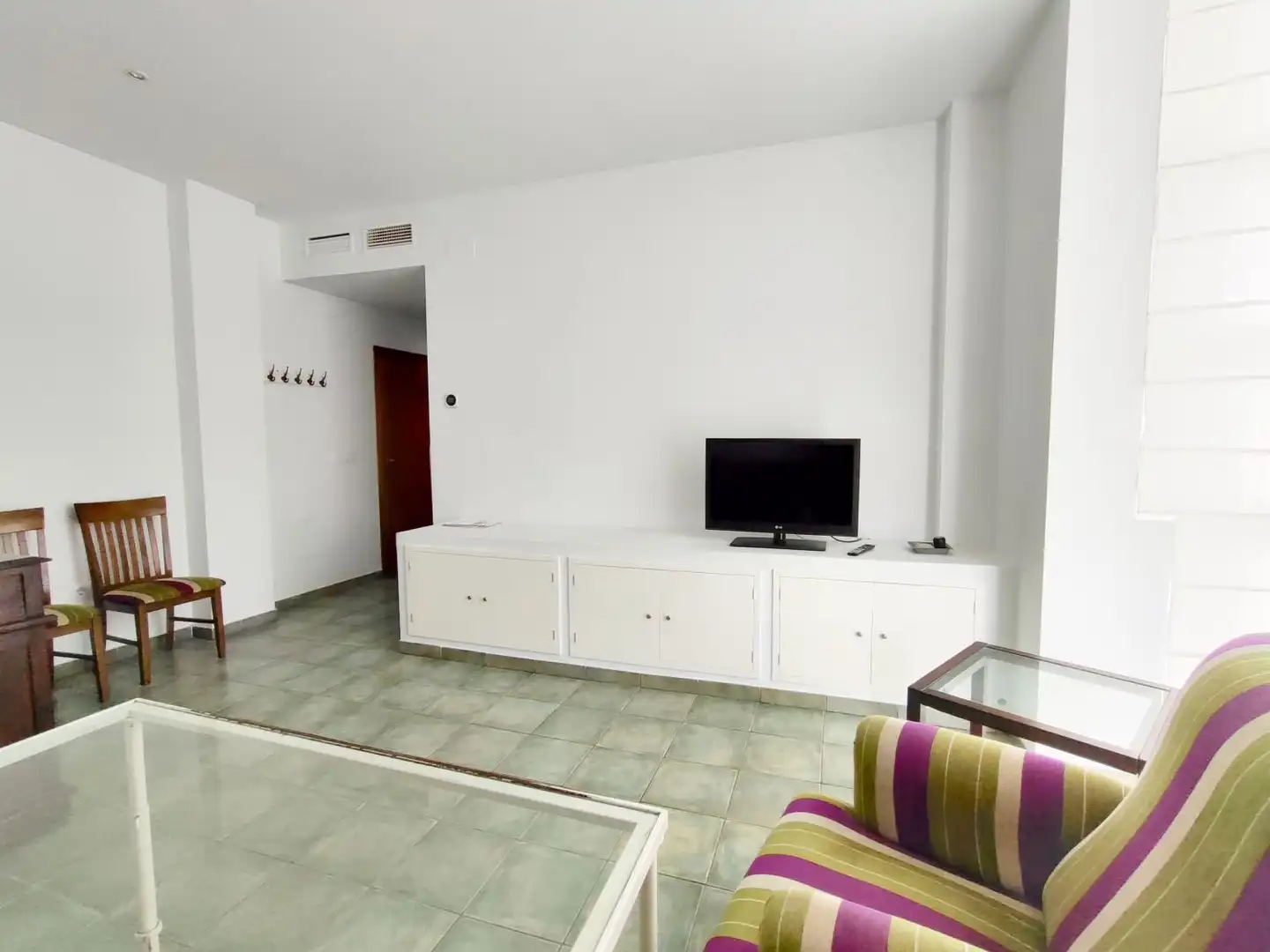 Sala de estar de Piso de alquiler en Huelva con Aire acondicionado, Amueblado y Balcón
