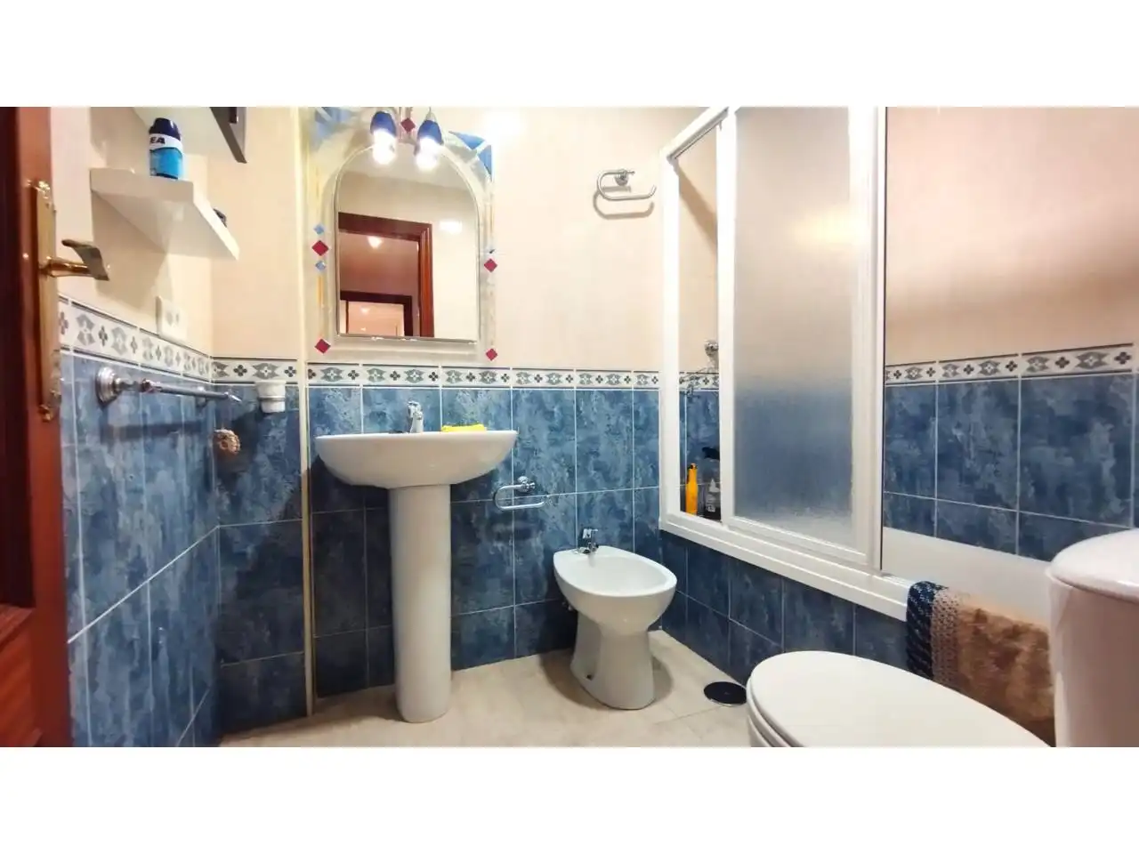 Bathroom of Flat for sale in Huelva  with Storage room and Furnished