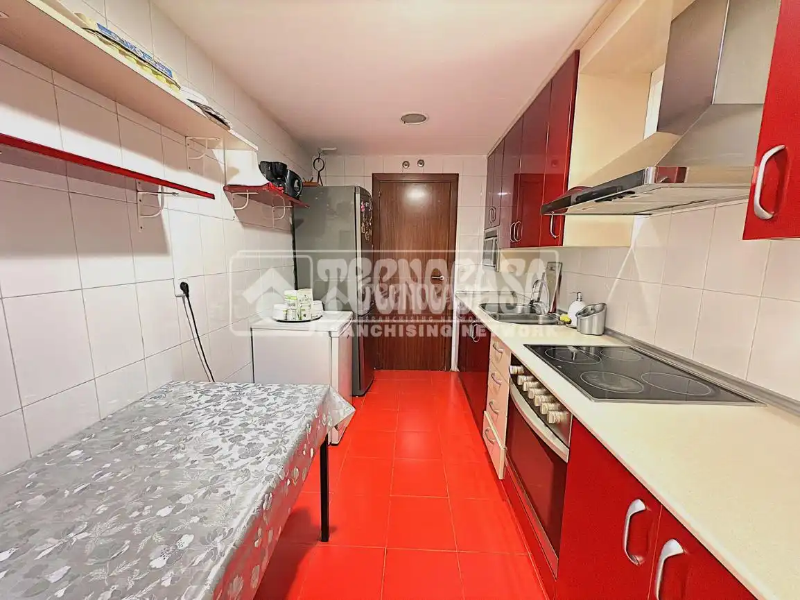 Cocina de Piso en venta en Cuenca con Calefacción, Parquet y Terraza