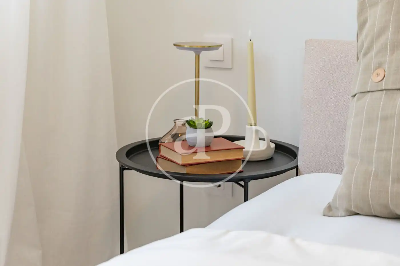 Bedroom of Flat for sale in Madrid  with Air Conditioner, Heating and Terrace