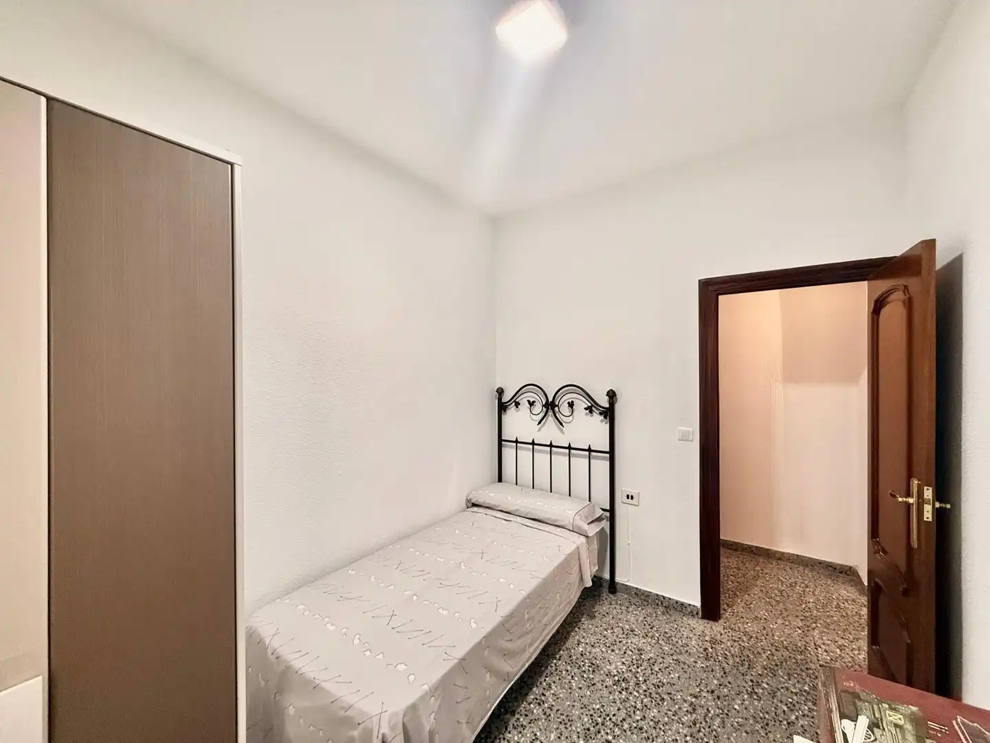 Dormitori de Apartament de lloguer en Alicante / Alacant amb Aire condicionat, Moblat i Balcó