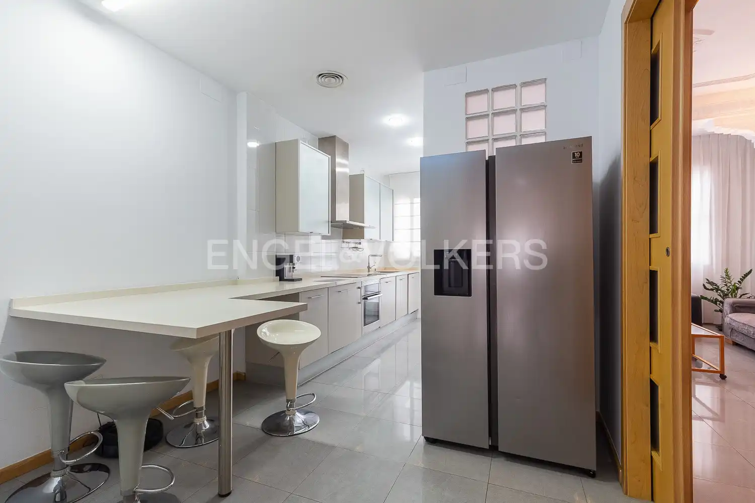 Kitchen of Flat for sale in Valencia  with Air Conditioner, Heating and Furnished