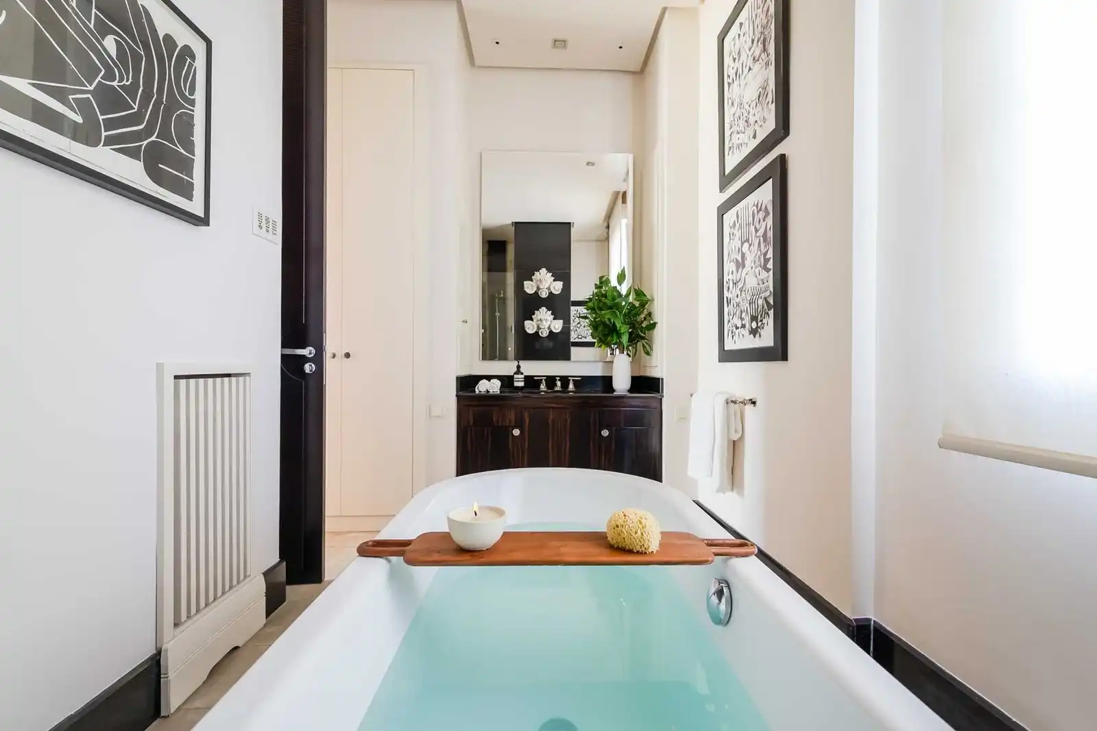 Baño de Apartamento de alquiler en Madrid con Aire acondicionado, Calefacción y Amueblado