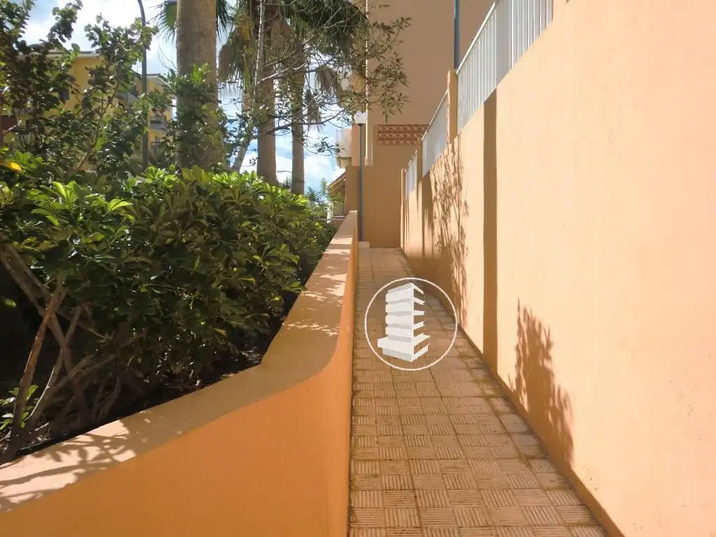 Vista exterior de Piso de alquiler en Candelaria con Jardín privado, Terraza y Piscina