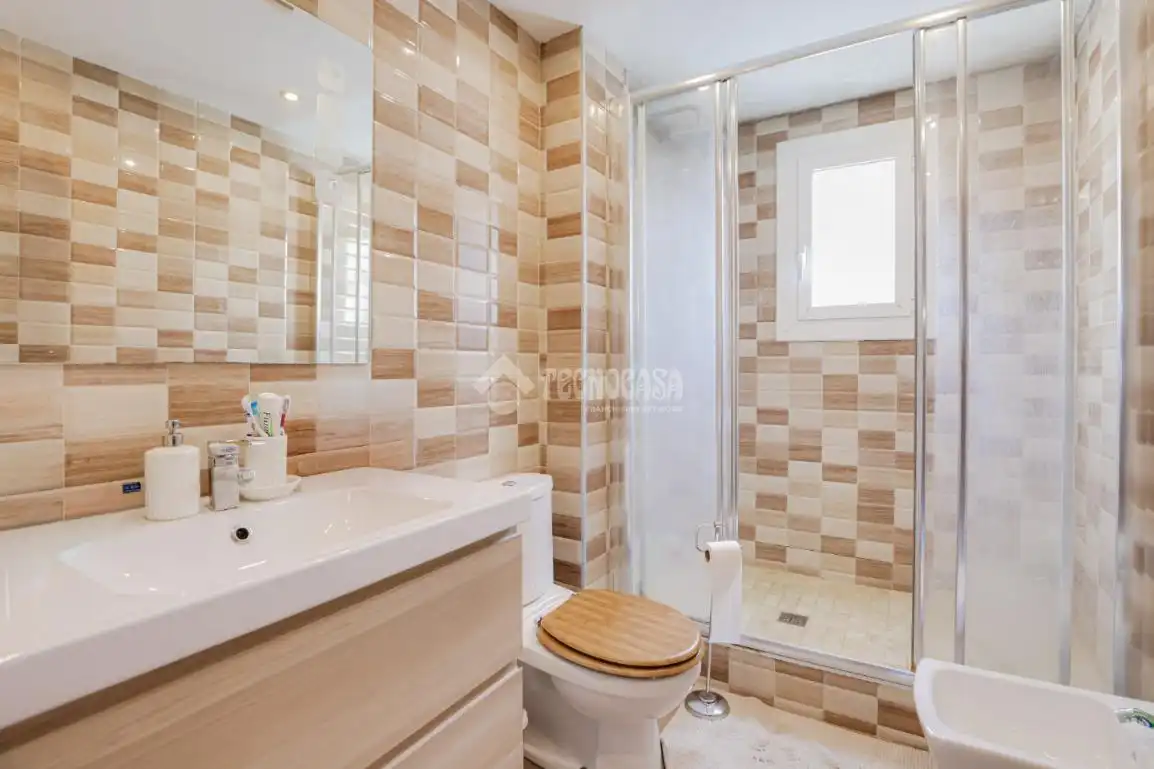 Badezimmer von Wohnung zum Verkauf in Mataró