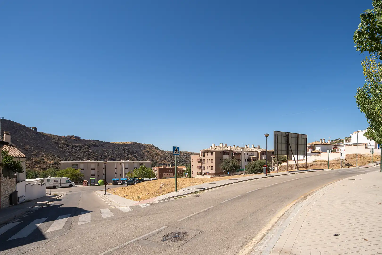 Vista exterior de Casa adosada en venta en Granada con Calefacción, Jardín privado y Terraza