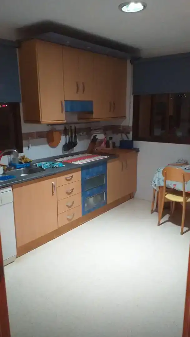 Kitchen of Flat for rent in Benidorm  with Air Conditioner, Private garden and Swimming Pool