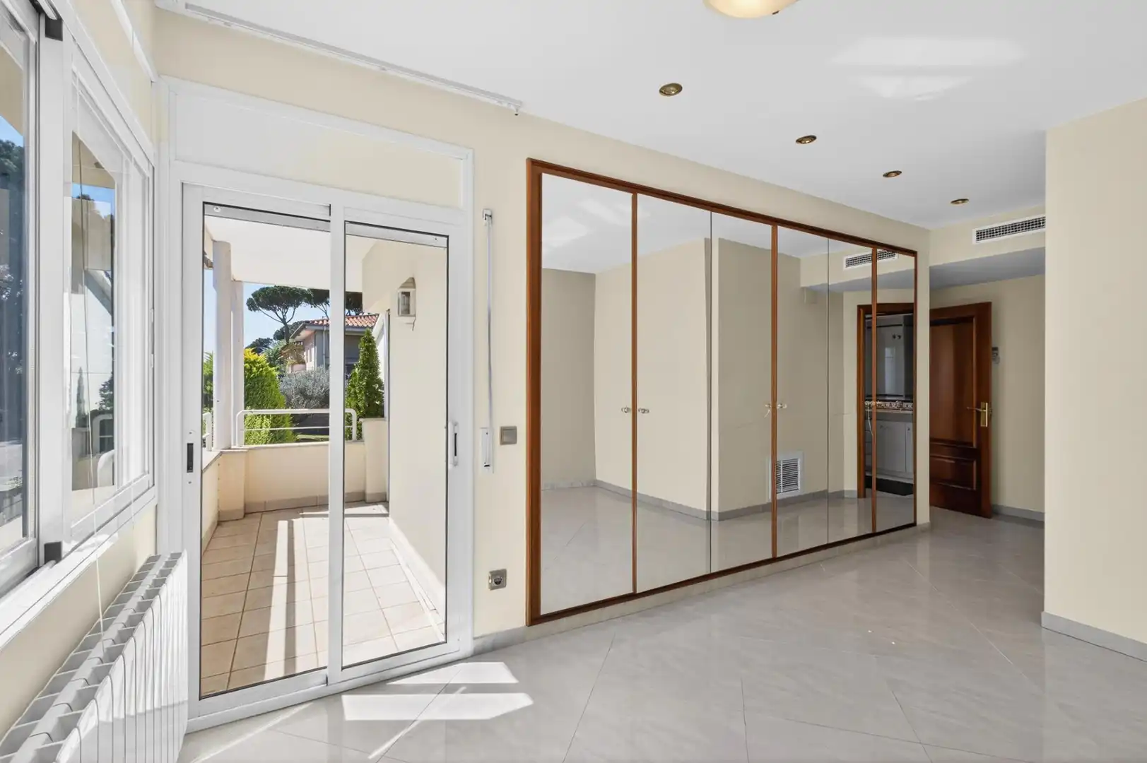 Casa o chalet en venta en Aiguaviva con Aire acondicionado, Calefacción y Jardín privado