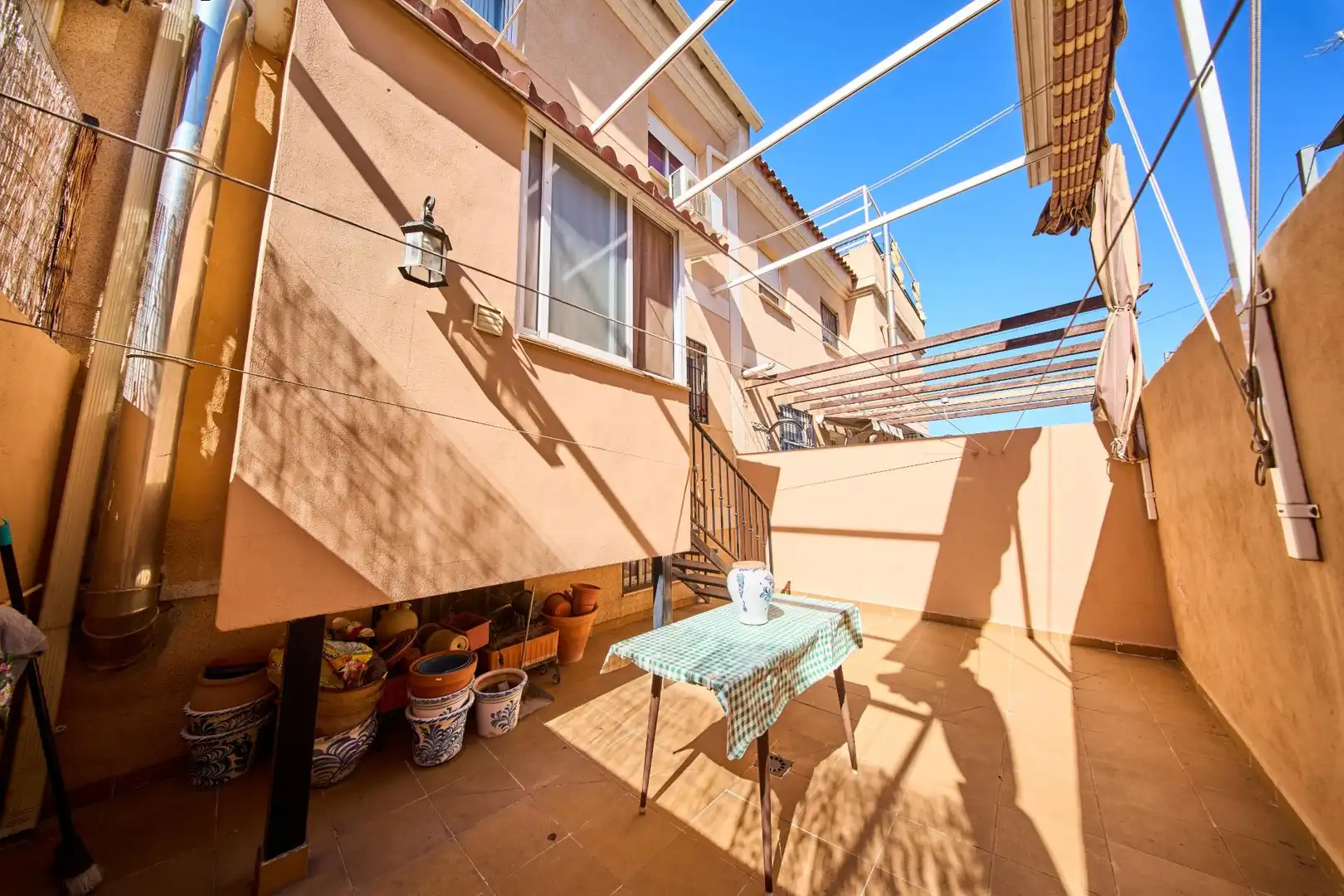 Terrassa de Casa adosada en venda en La Zubia amb Aire condicionat i Calefacció