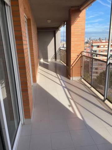 Piso en Venta en Calle de la Ciudad de Mislata en Soternes